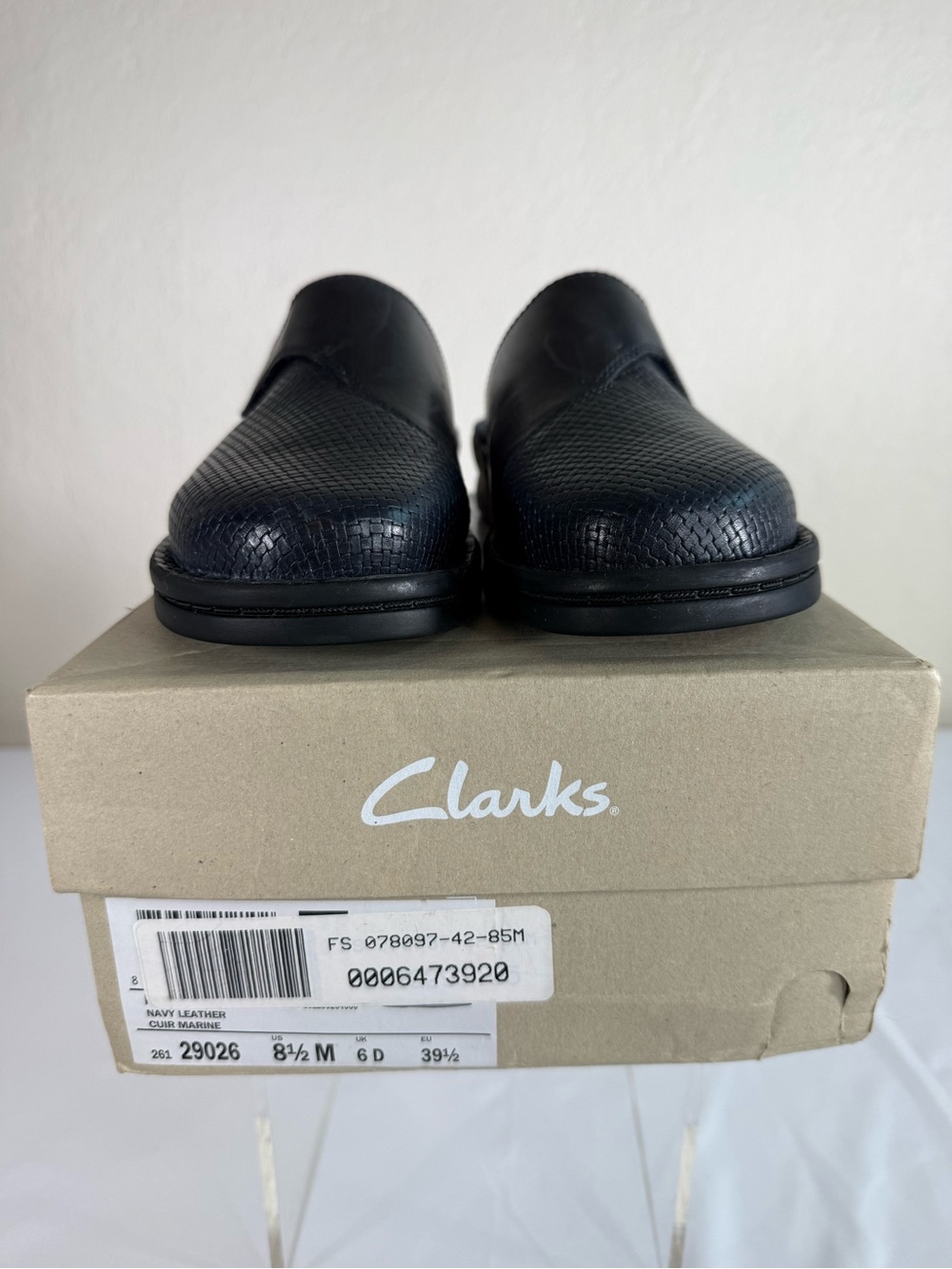 NEW Clarks Collection Patty Tayna Leather Basket Weave Mules Clogs Shoes 8.5 - Picture 2 of 14